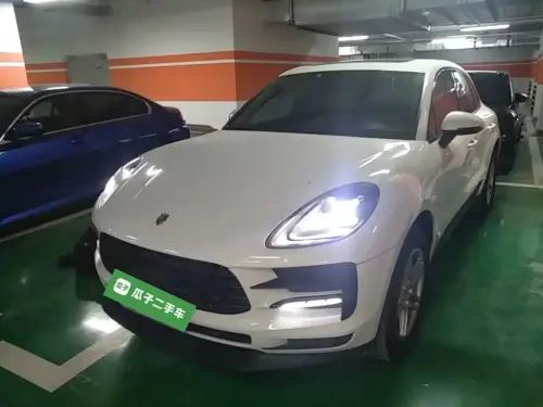 Porsche Macan, 2021