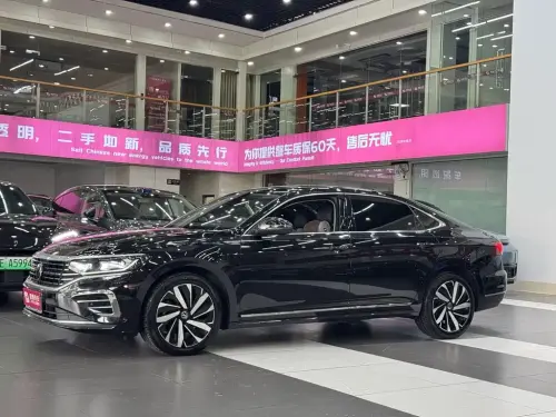 Volkswagen Passat, 2023