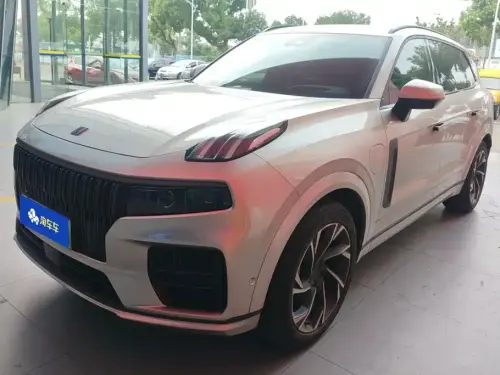 Lynk & Co 09, 2022