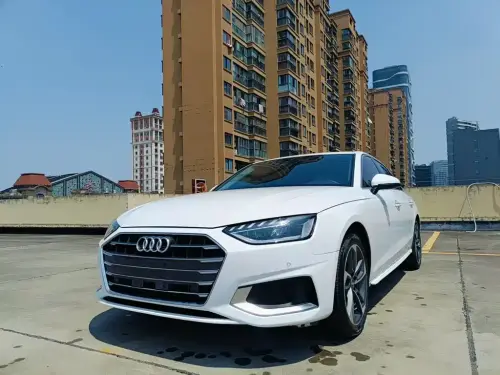 Audi A4, 2022