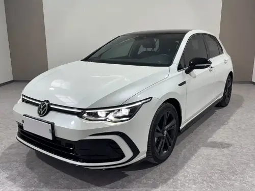 Volkswagen Golf, 2022