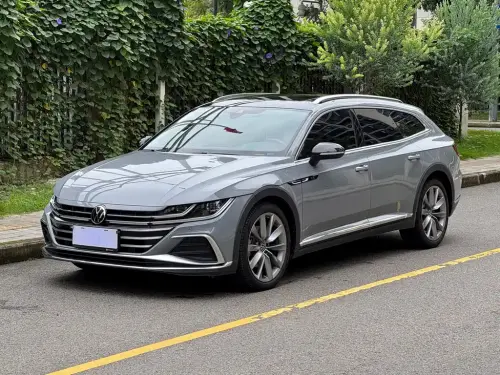 Volkswagen CC, 2023