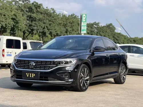 Volkswagen Passat, 2021