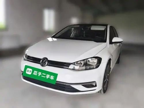 Volkswagen Golf, 2020