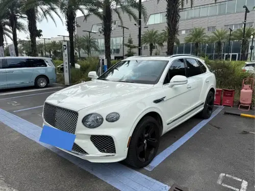 Bentley Bentayga, 2022
