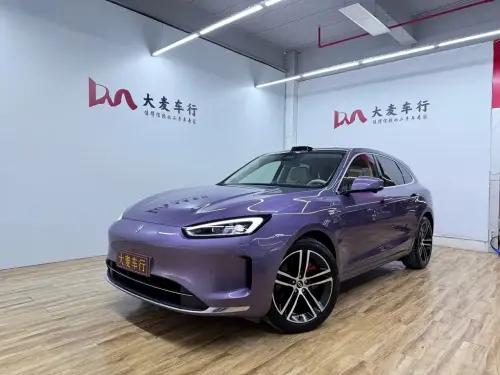 AITO M5, 2025