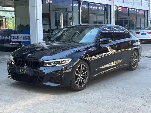 BMW 3-Series, 2021