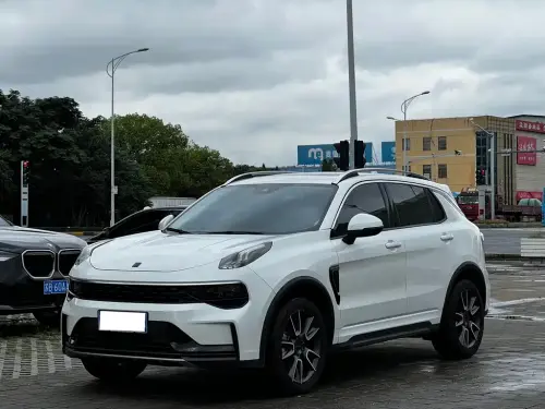 Lynk & Co 01, 2021