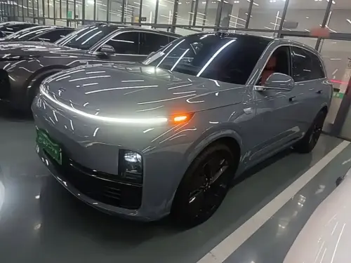 Li Auto L7, 2025