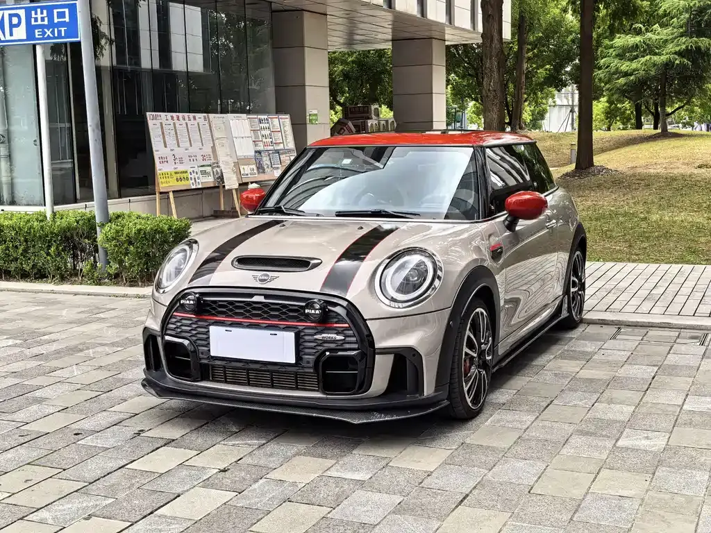 Mini MINI JCW, 2021