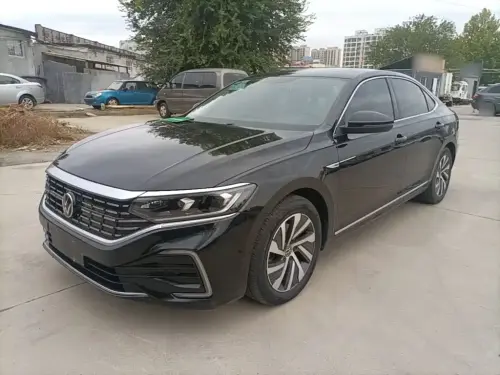 Volkswagen Passat, 2022