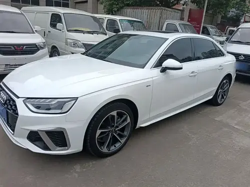 Audi A4, 2022