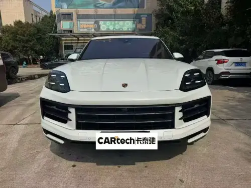 Porsche Cayenne, 2023