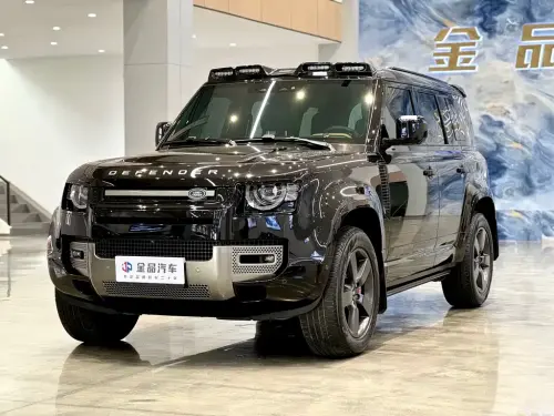 Land Rover Defender, 2024
