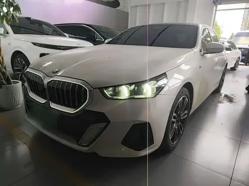 BMW 5-Series, 2025