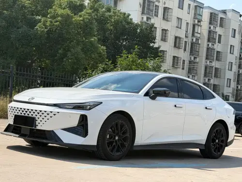 Changan UNI-V, 2024
