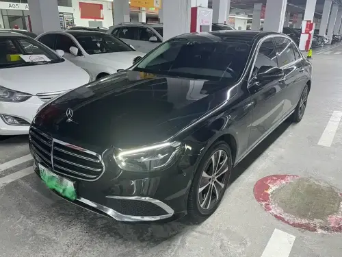 Mercedes-Benz E-Class, 2022