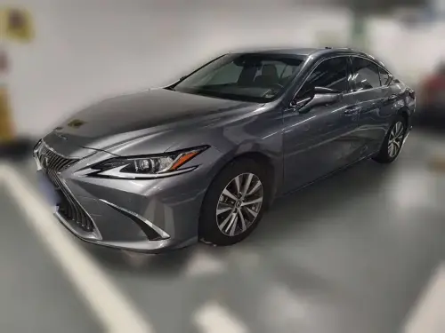 Lexus ES, 2021