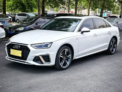 Audi A4, 2021