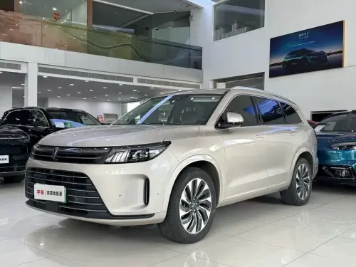 AITO M7, 2022