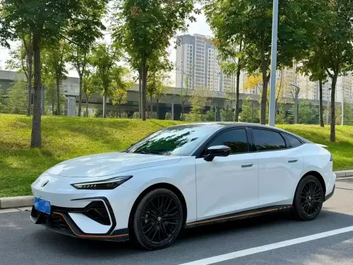 Changan UNI-V, 2025