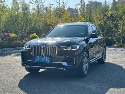 BMW X7, 2021