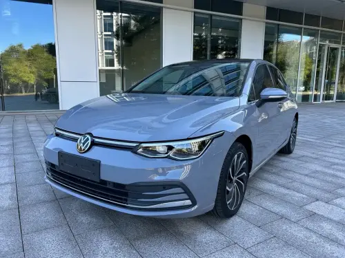 Volkswagen Golf, 2021