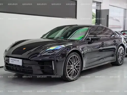 Porsche Panamera, 2025