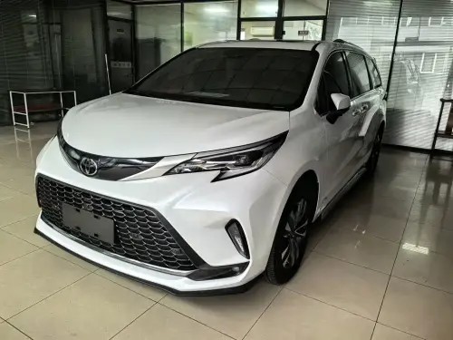 Toyota Granvia, 2025
