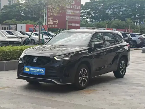 Toyota Crown Kluger, 2022