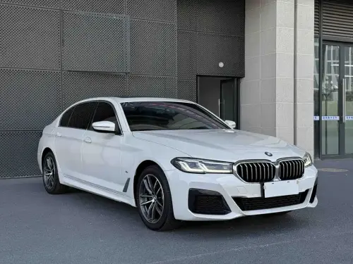 BMW 5-Series, 2021