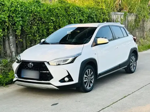Toyota Yaris L, 2023