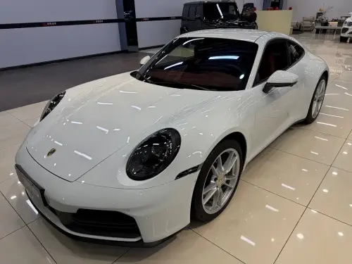 Porsche 911, 2025