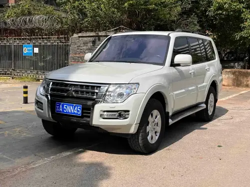 Mitsubishi Pajero, 2019