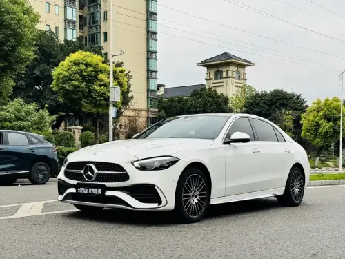 Mercedes-Benz C-Class, 2024