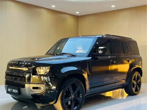 Land Rover Defender, 2025