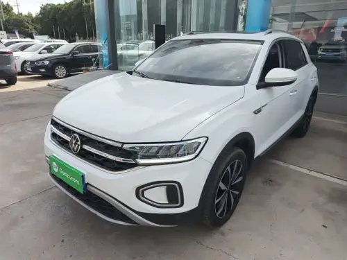 Volkswagen T-Roc, 2024