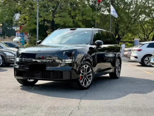 Lynk & Co 900, 2025