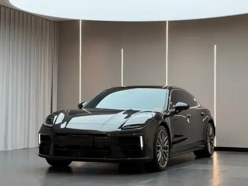 Porsche Panamera, 2025
