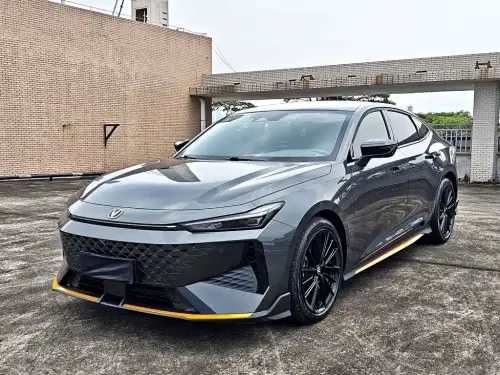 Changan UNI-V, 2025