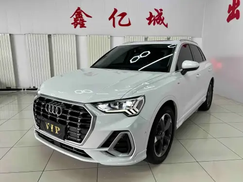 Audi Q3, 2022