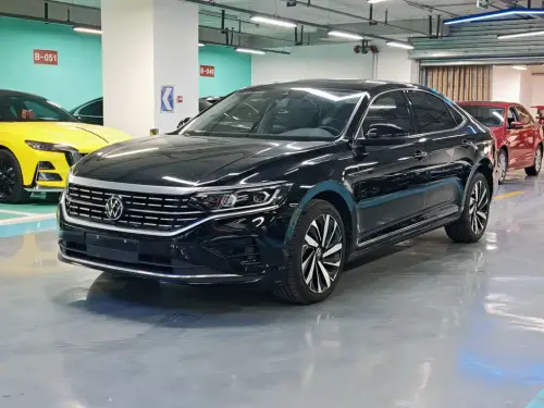 Volkswagen Passat, 2023
