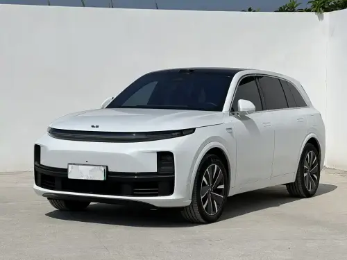 Li Auto L7, 2025