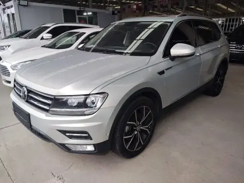Volkswagen Tiguan, 2020