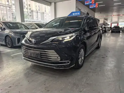 Toyota Sienna, 2022