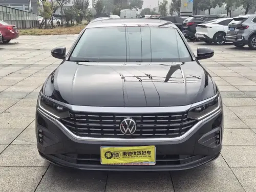 Volkswagen Passat, 2024