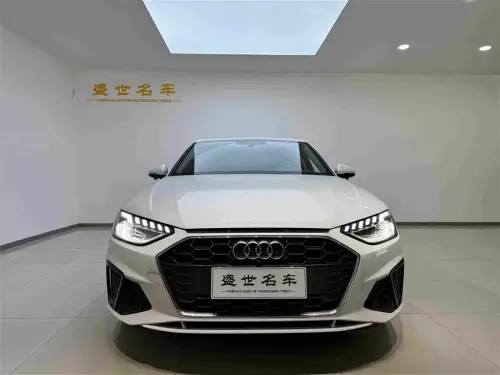 Audi A4, 2022