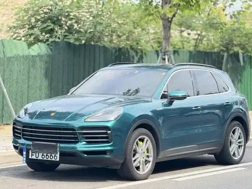 Porsche Cayenne, 2020