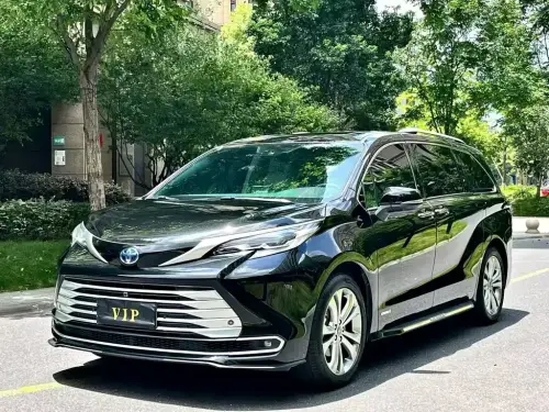 Toyota Sienna, 2023