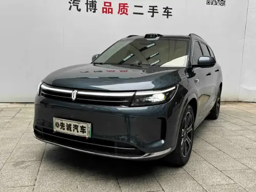 AITO M7, 2025